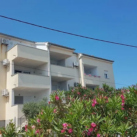 Apartament Rosa *